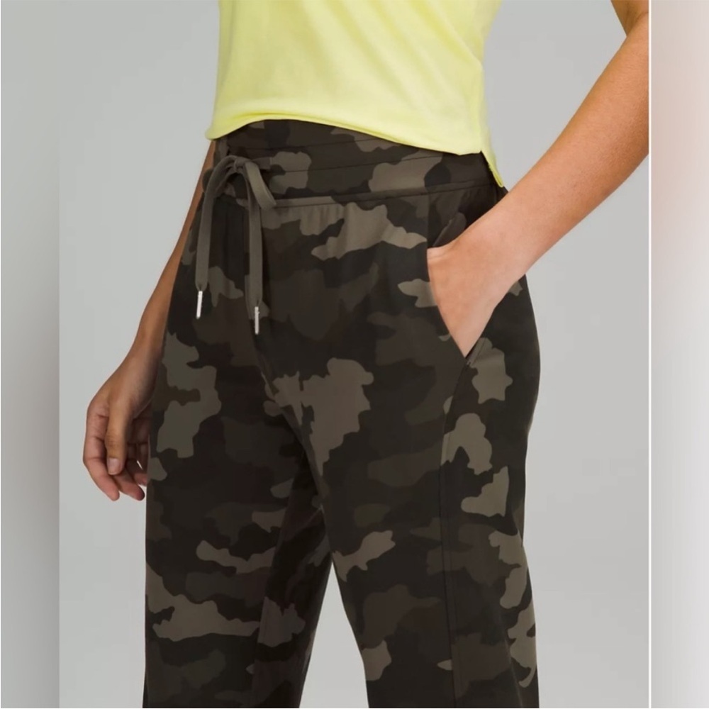 Lululemon Ready To Rulu HR Jogger HCMO Camo Green Rare Size 6 - Picture 2 of 12